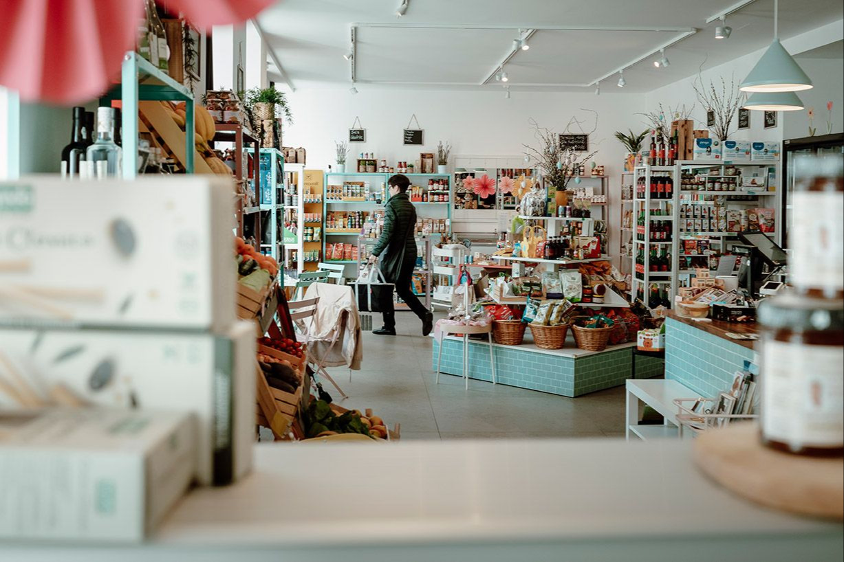 Blick in einen österreichischen Greißler Foto: Jules Hofer