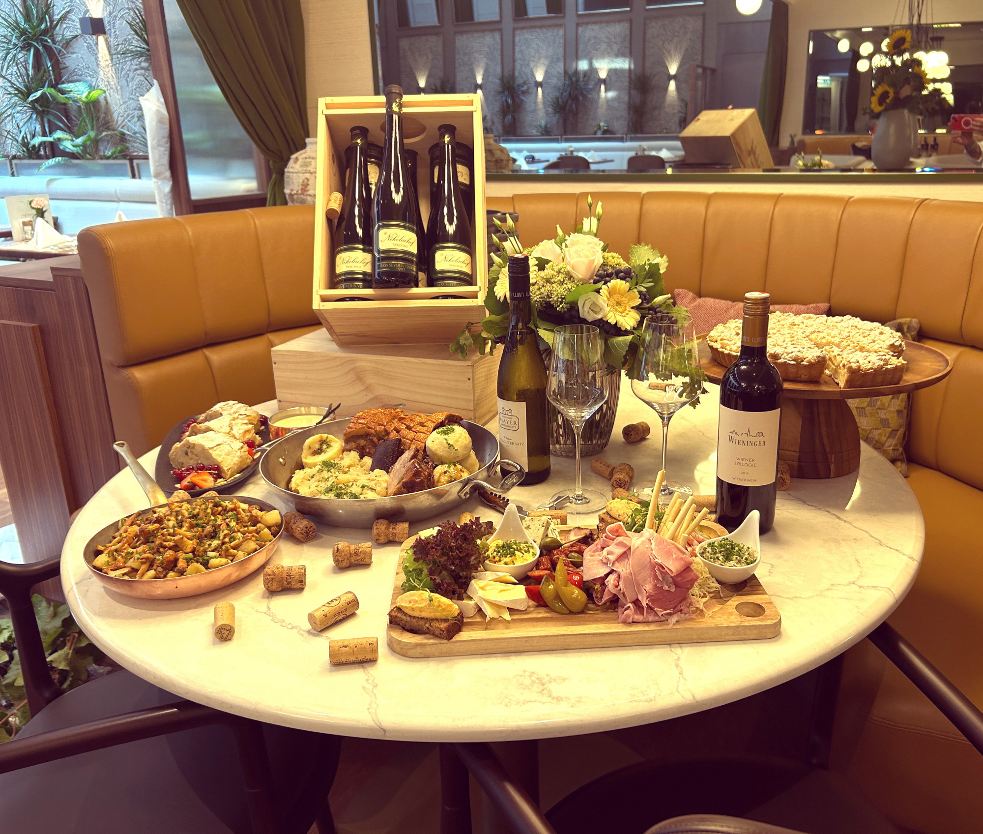 Ein gedeckter Tisch mit einem Winzer Brunch Foto: MinorHotels
